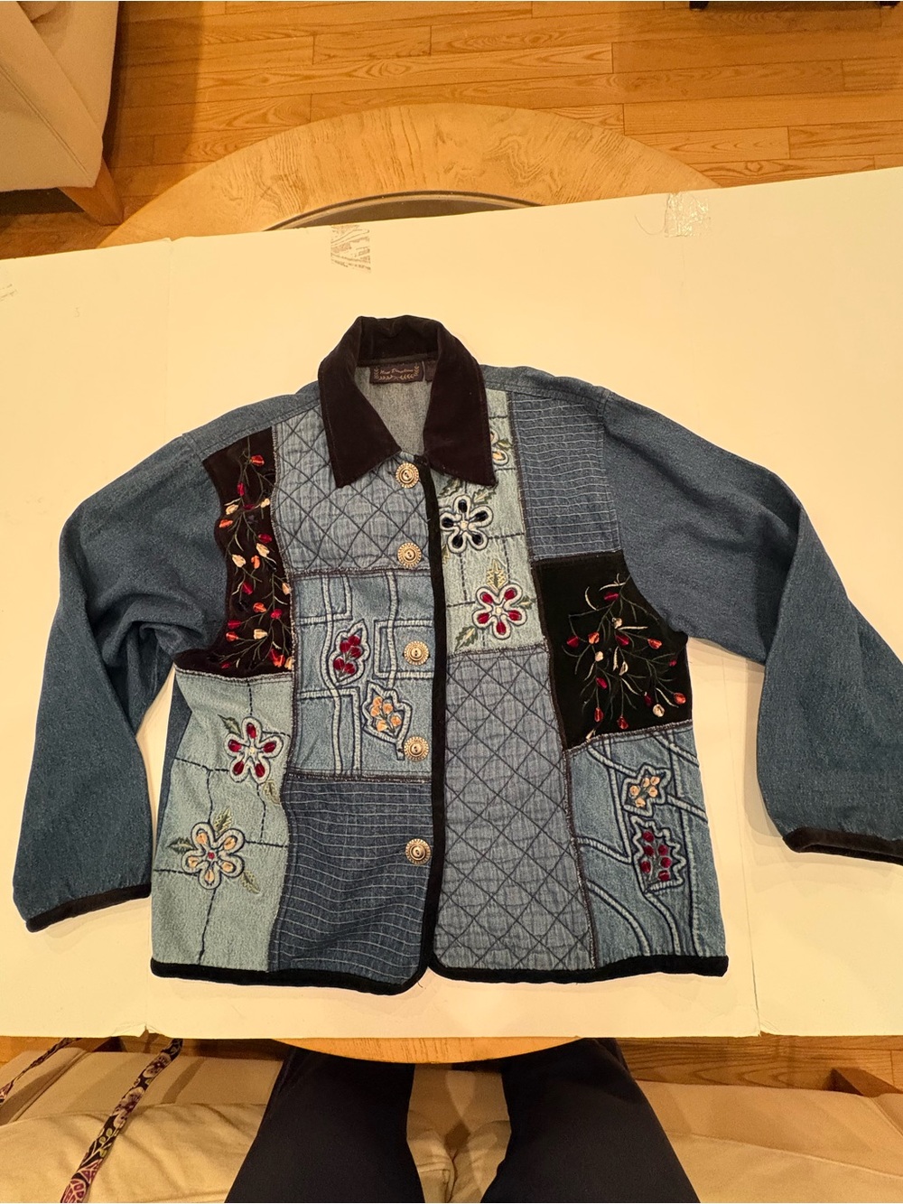 new directions Blue Patchwork Denim Jacket with Embroidered Floral Motifs Vintag